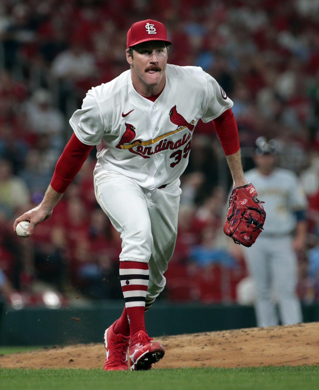 Cardinals, Brewers play second game of home stand